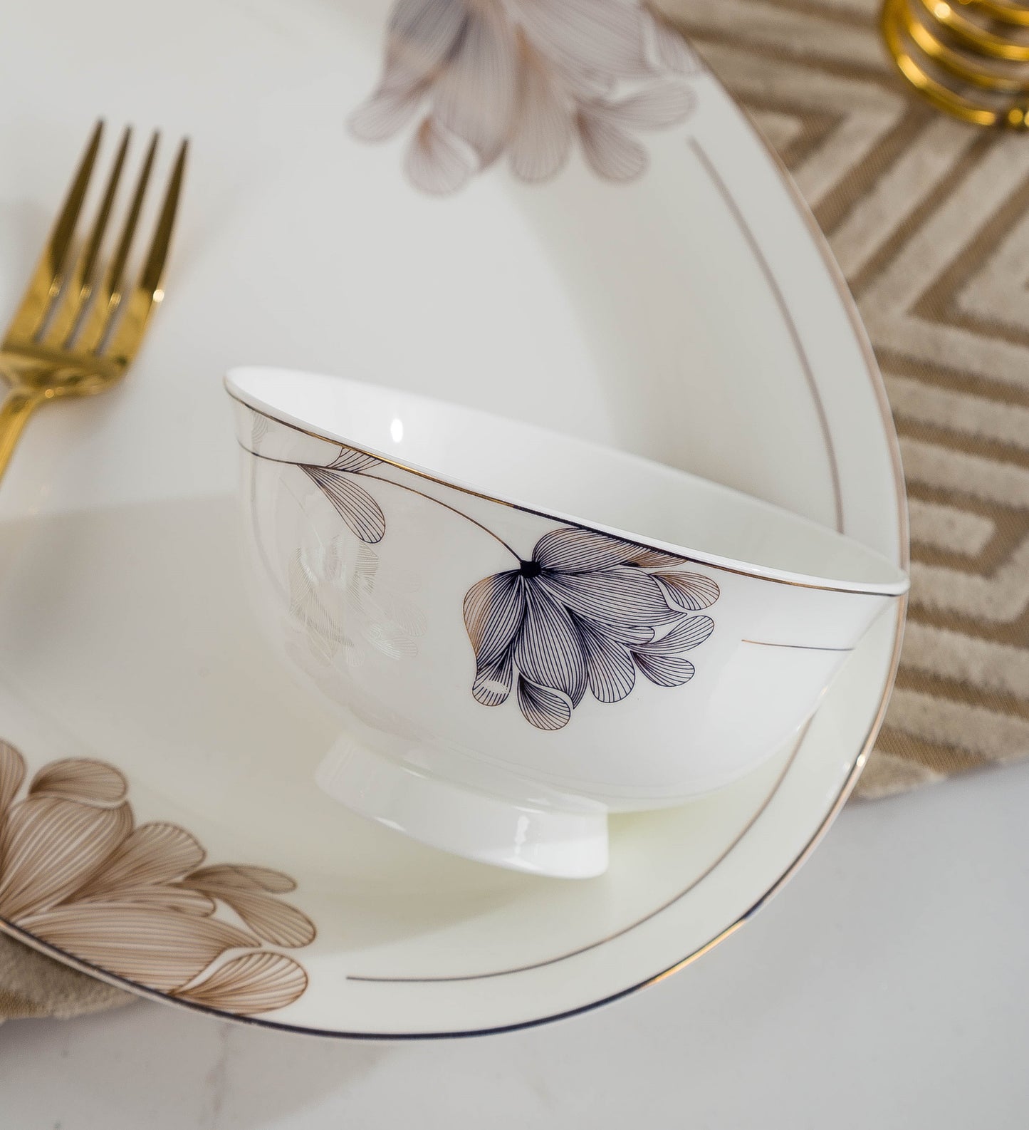 ‘Primrose’ 58-Piece Dinner Set