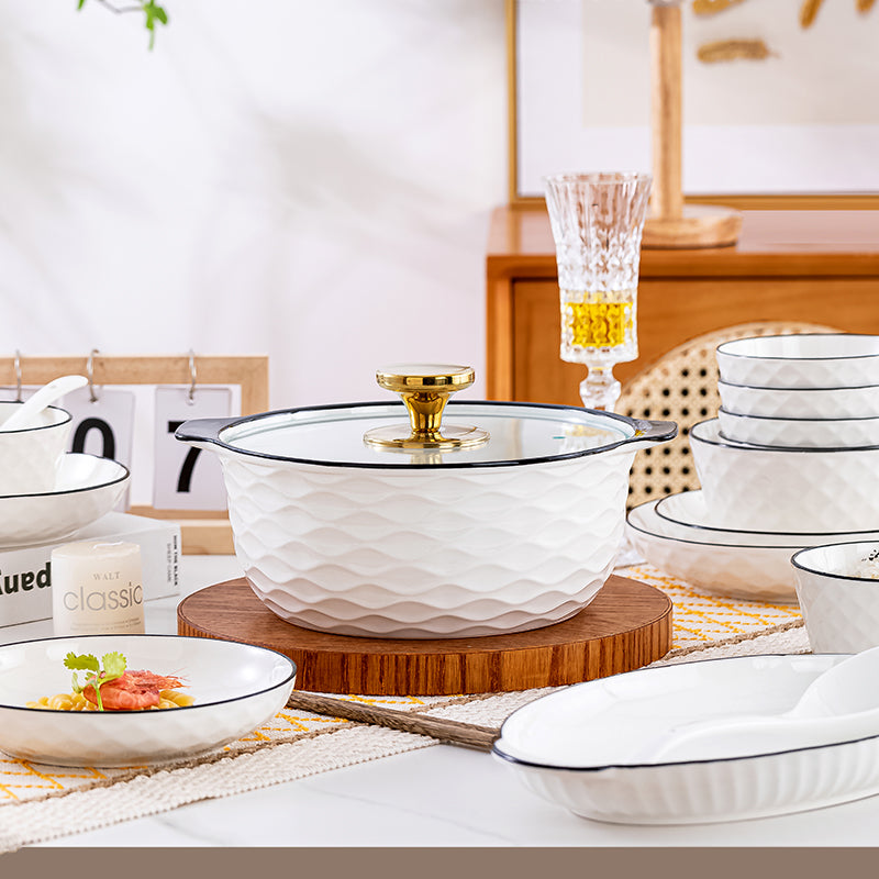 ‘Rosie’ 47-Piece Dinner Set