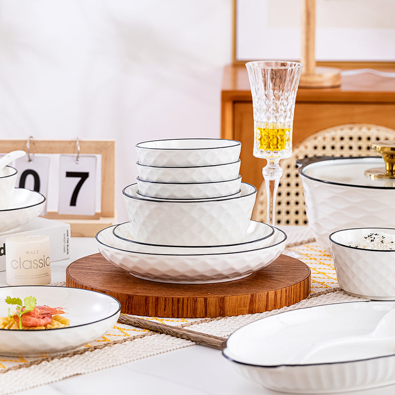 ‘Rosie’ 47-Piece Dinner Set