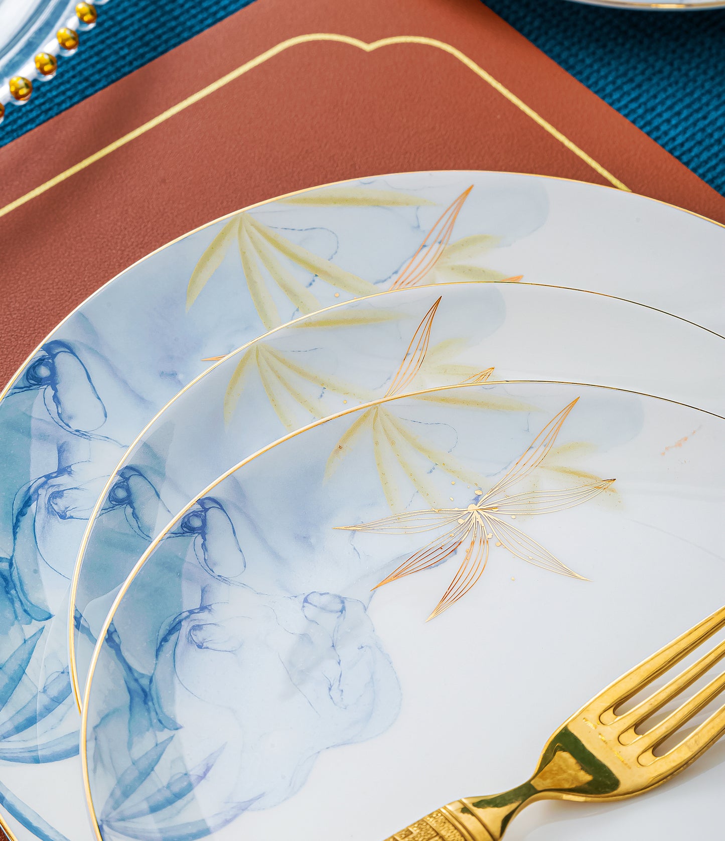 'Water Lily' 60-Piece Dinner Set