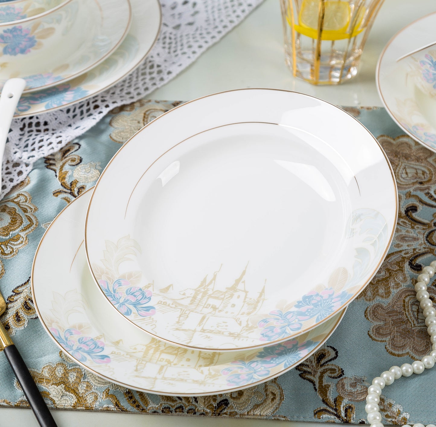 ‘Fairview’ 58-piece Dinner Set