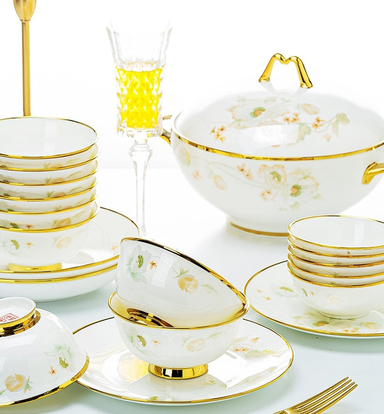 'Magnolia' 58-Piece Dinner Set