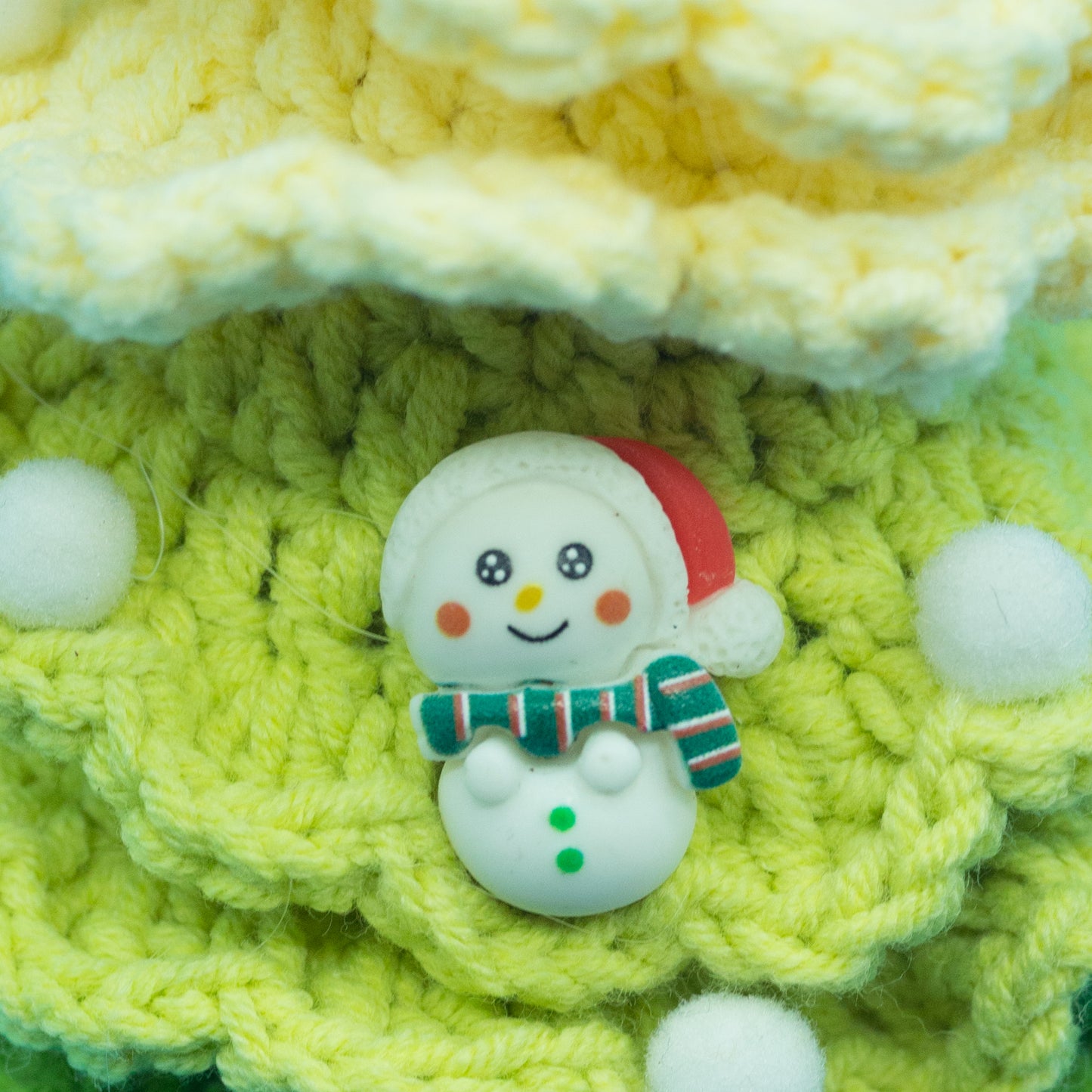 Handmade Crochet Christmas Tree (16–18 cm) – Unique Mini Holiday Decoration with Random Crochet Ornaments by CHU CHU