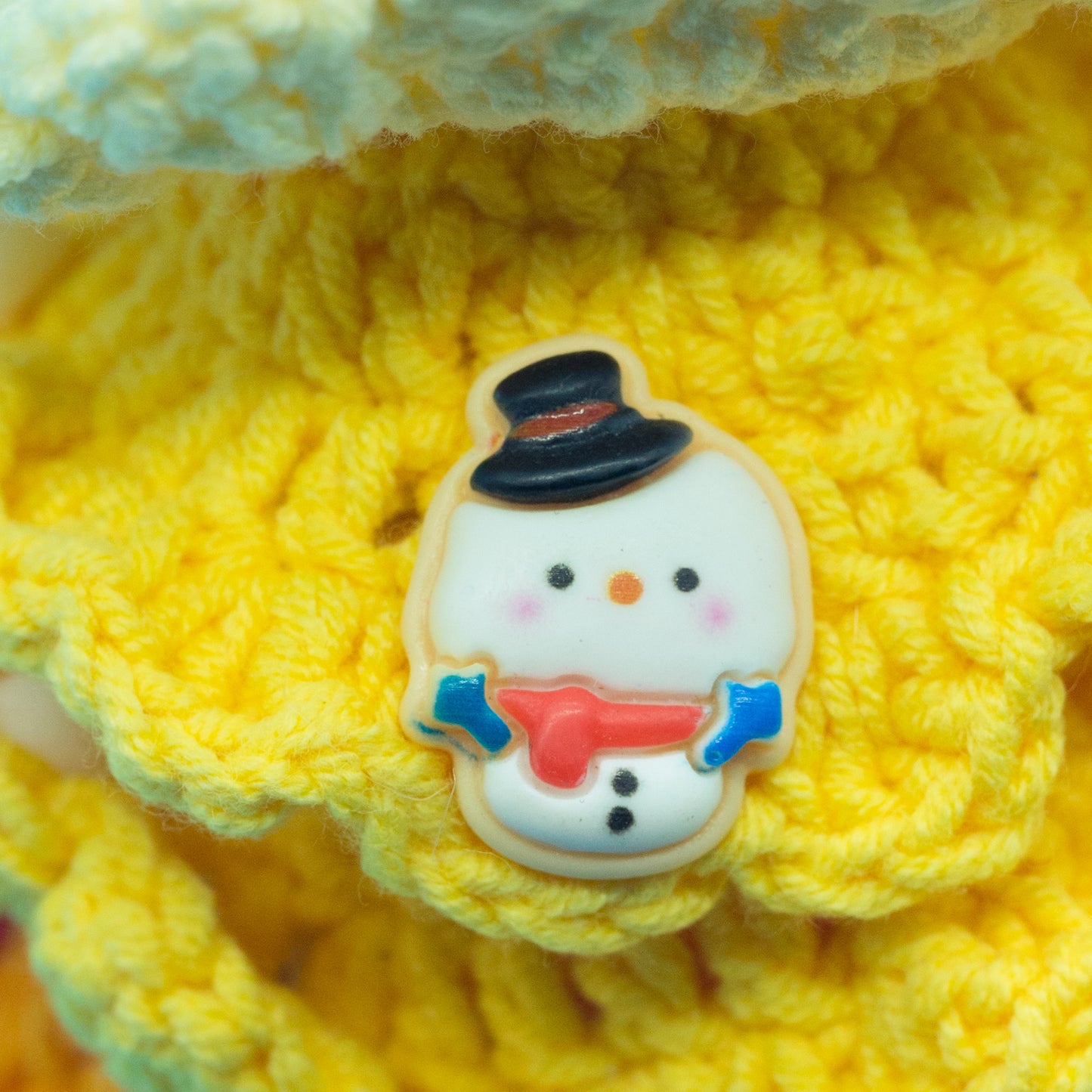 Handmade Crochet Christmas Tree (16–18 cm) – Unique Mini Holiday Decoration with Random Crochet Ornaments by CHU CHU