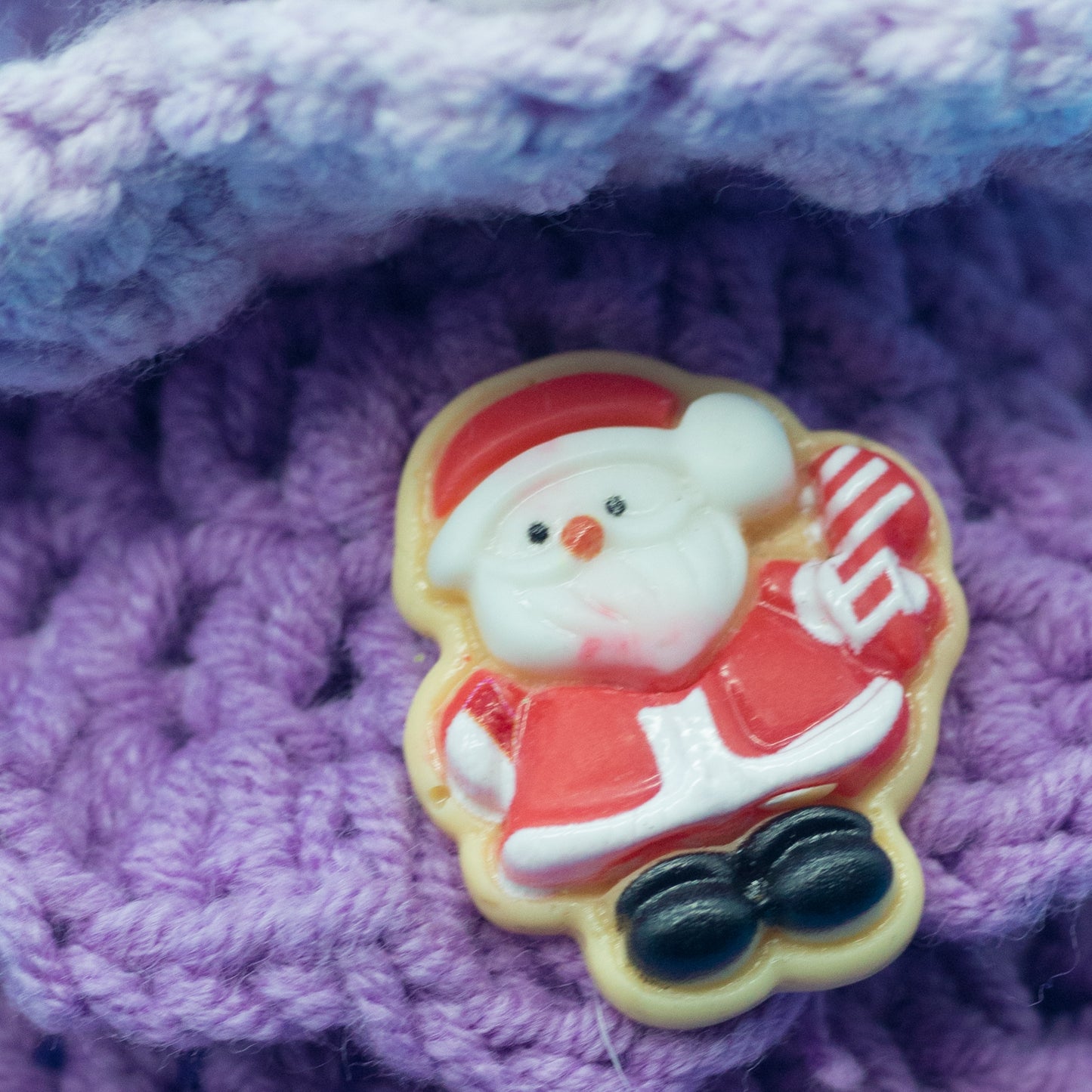 Handmade Crochet Christmas Tree (16–18 cm) – Unique Mini Holiday Decoration with Random Crochet Ornaments by CHU CHU