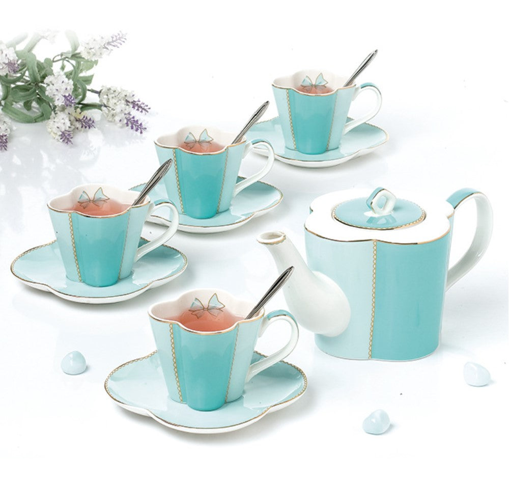 ‘Lucky Four-leaf Clover’ 10-Piece Ceramic Tea Set (Green)